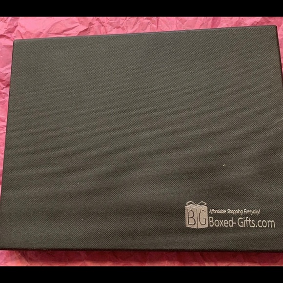 NIB beautiful Alabama scarf - Picture 2 of 2